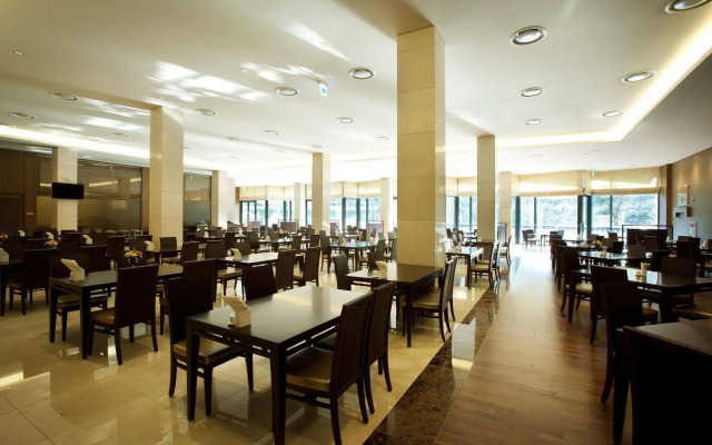 Lotte Buyeo Resort