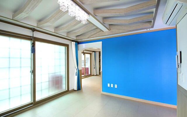 Geoje Hwamog Pension