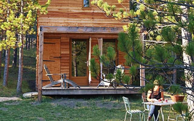 Terre des Baronnies. Cabanes