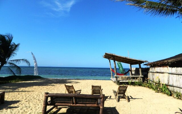 Bahari Beach Resort