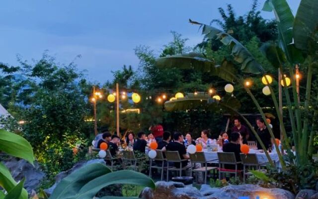 Qingyuan Sanjidao Hot Spring Bed and Breakfast