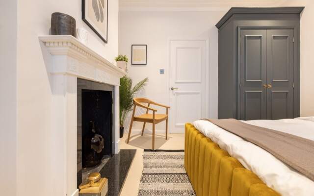 The Sands End Secret - Stylish 2BDR Flat with Garden