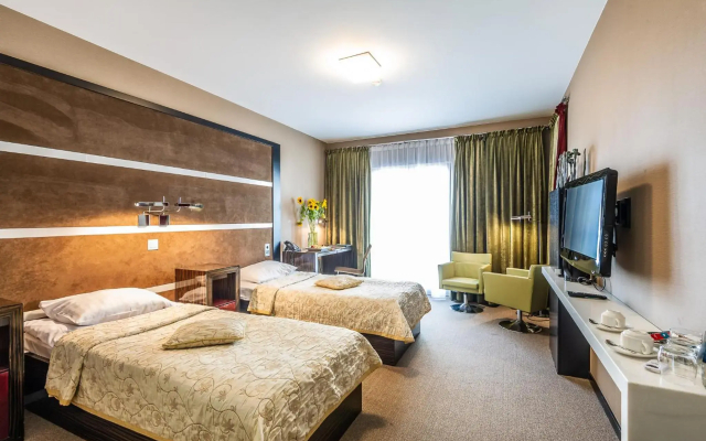 Niebieski Art Hotel & Spa