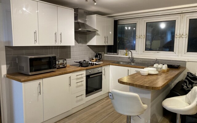 Flat 4 Cleveland Tower