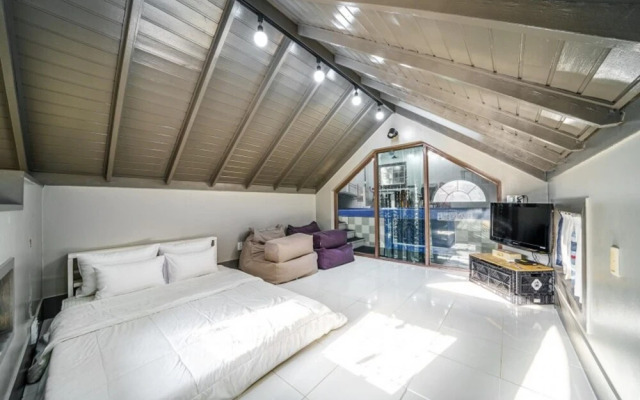 Pocheon Sanbong Poolvilla