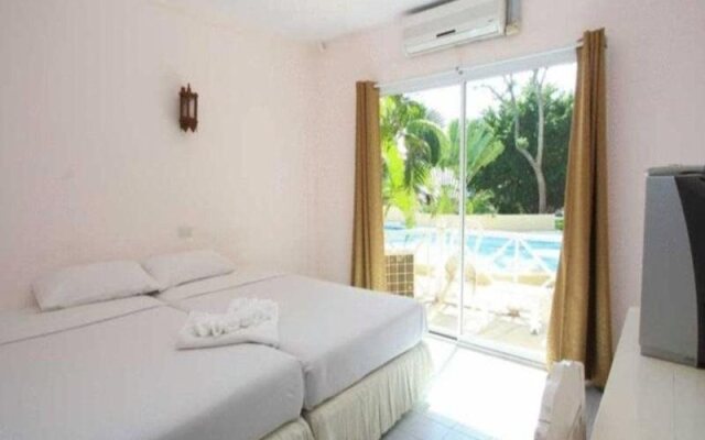 Chom Tawan Resort