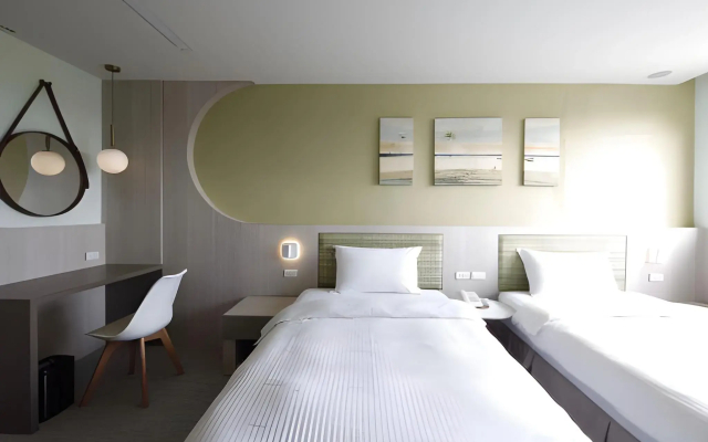 Haifu Hotel & Suites