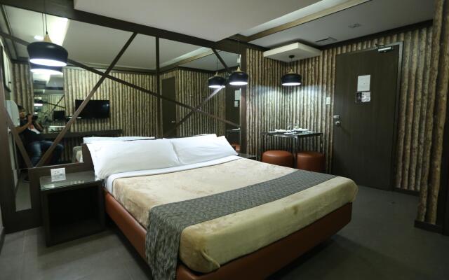Kape Hotel