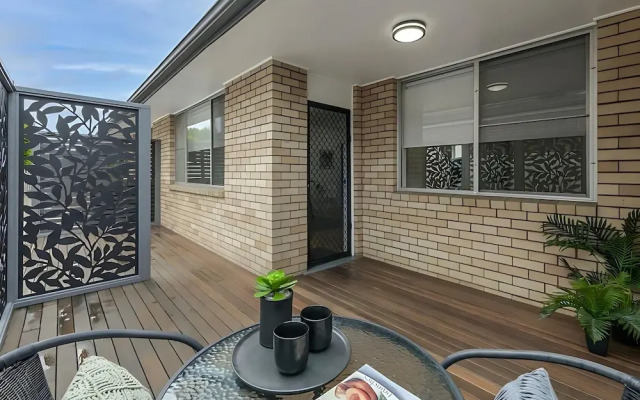 Prickly Pear Stays in Adamstown