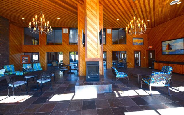 Best Western Plus Dockside Waterfront Inn