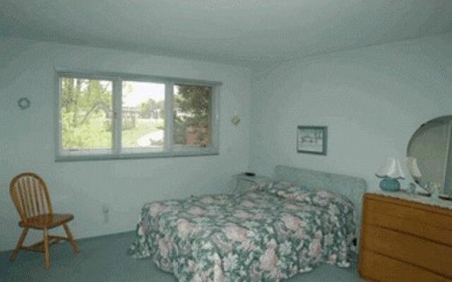 Ashbury Inn on the River Bed & Breakfast