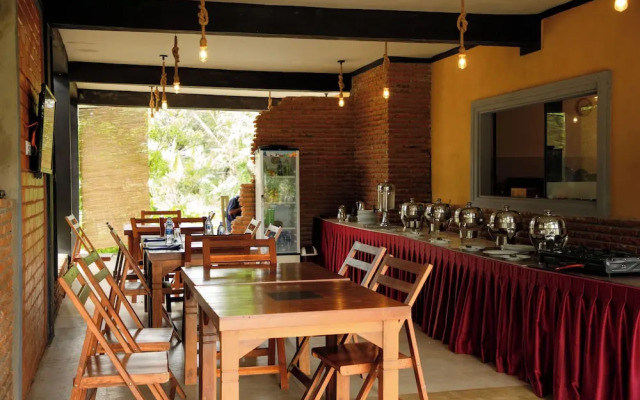 Monaara Leisure - Anuradhapura