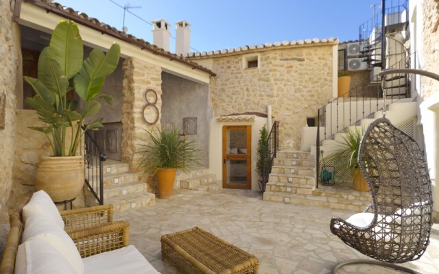 8 Casa Rural