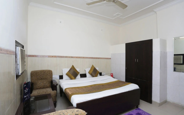 OYO 12868 Hotel City Lite