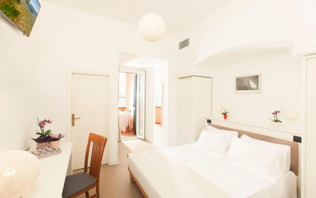 Hotel Villa Domizia