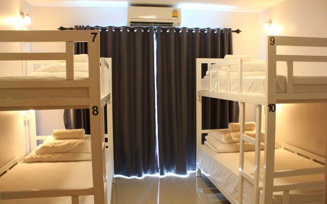 Khaolak Mind Home Hostel - Adults Only