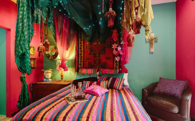 The Art Guesthouse