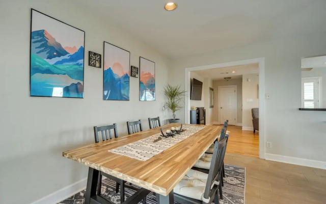 Pet-friendly Texas Retreat w/ Deck & Gas Grill!