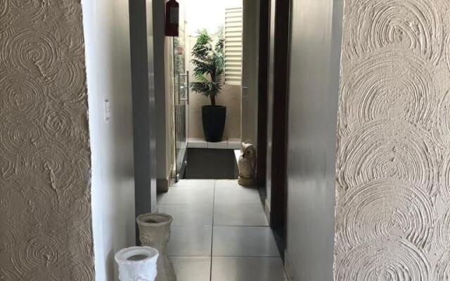 pousada/ quarto com 2 beliches ideal para empresas