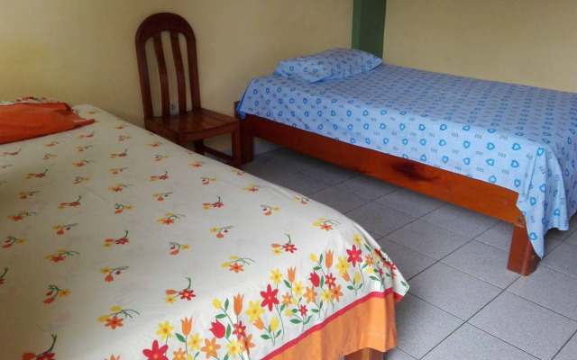 Hostal Colibri