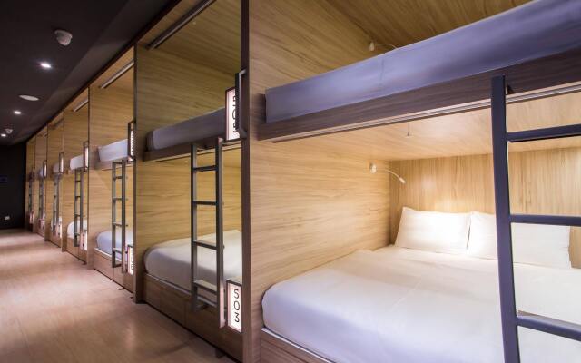 H-Ostel - Hostel