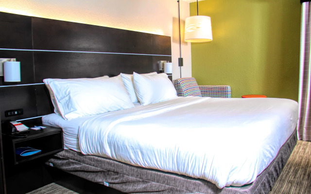 Holiday Inn Express Rochester - Greece by IHG