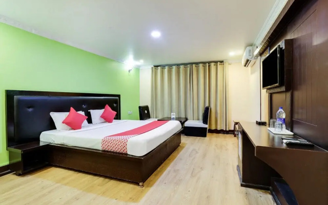 OYO 603 Hotel Opera