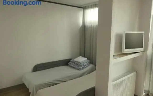 P&O Plac Grzybowski 1