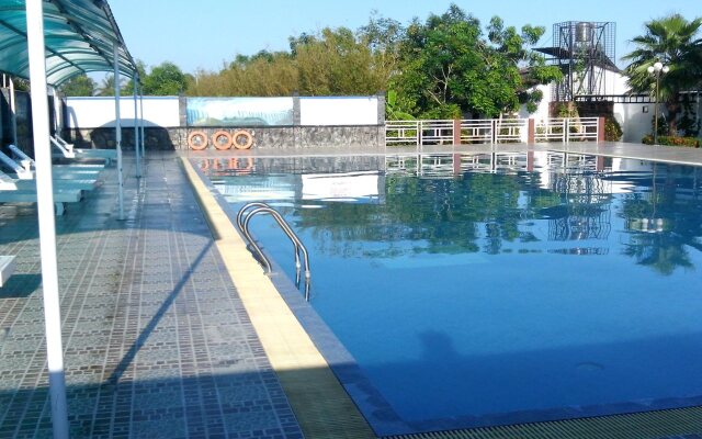 Ho Nam Resort