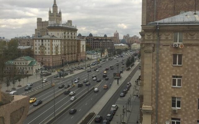 Arbat Novinsky US Embassy Apartment