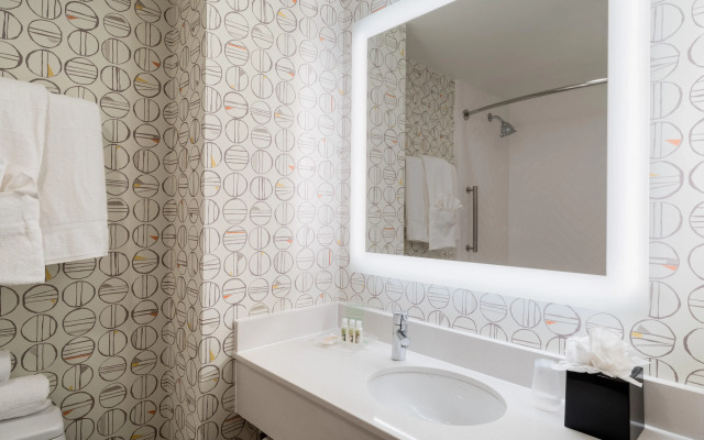 Holiday Inn New York City - Wall Street by IHG