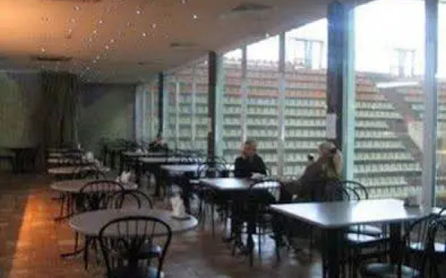 The Bitsa Park Hotel