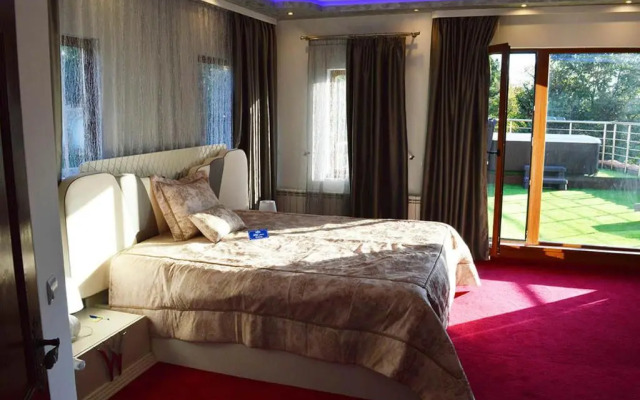 Arbanasi DELUXE Villa