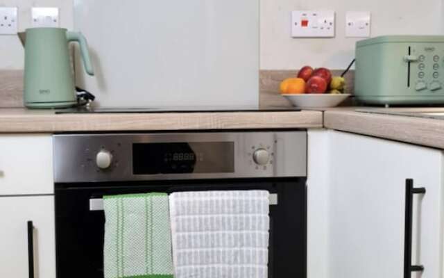 Charming 1-bed Apartment in Leeds