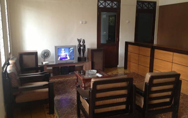 OYO 2953 Borobudur Guest House Near RSUD Kota Yogyakarta