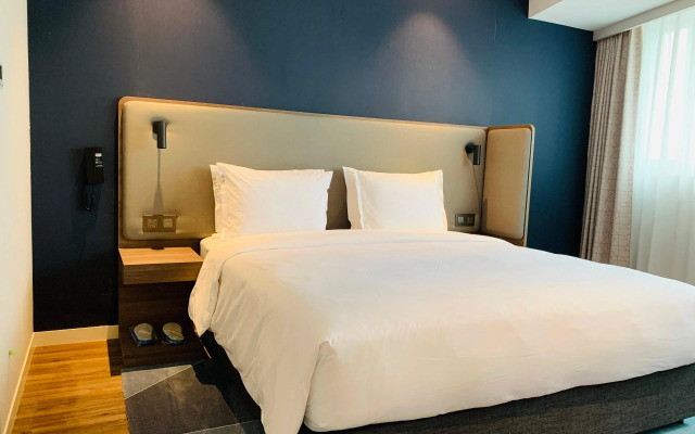 Holiday Inn Express Chongqing Airport Zone