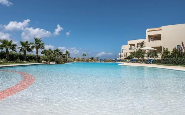 Resitour - Chania Aphrodite Beachfront