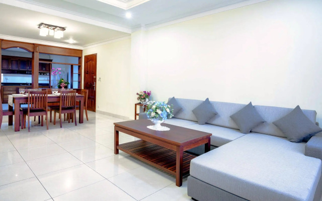Hampton Hotel & Apartment