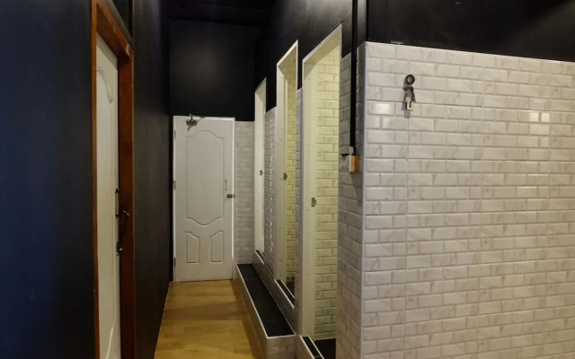 Bloom Cafe & Hostel Lipe