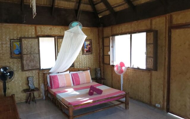 Coral Bay Beach and Dive Resort