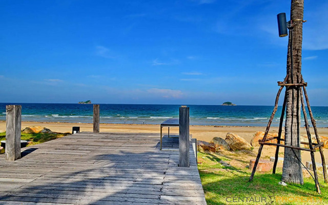 Malibu Hua Hin by Puppap