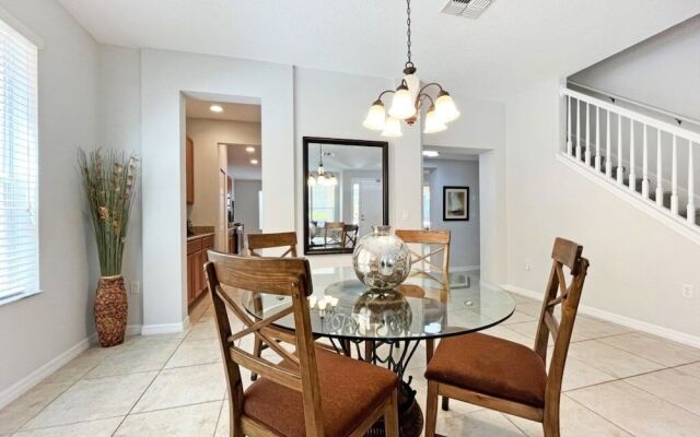 American Dream 6 Bedroom Home by RedAwning