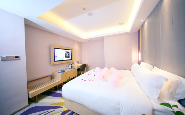 Lavande Hotels Urumqi Diwopu International Airport