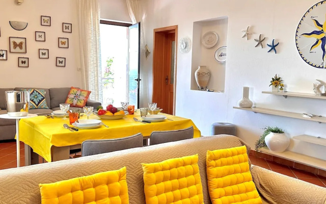 Rock Garden Villa in Isola