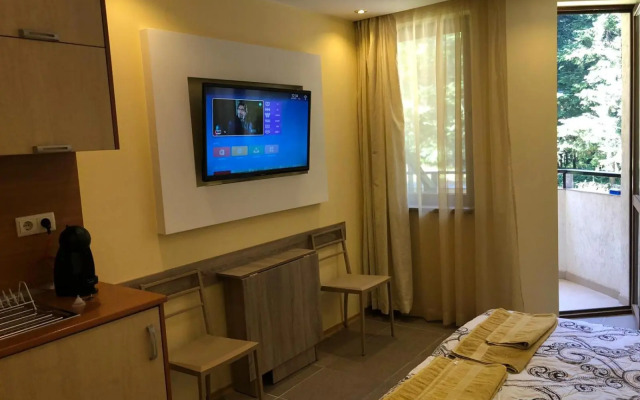 Studio Villa Park Premium Gold