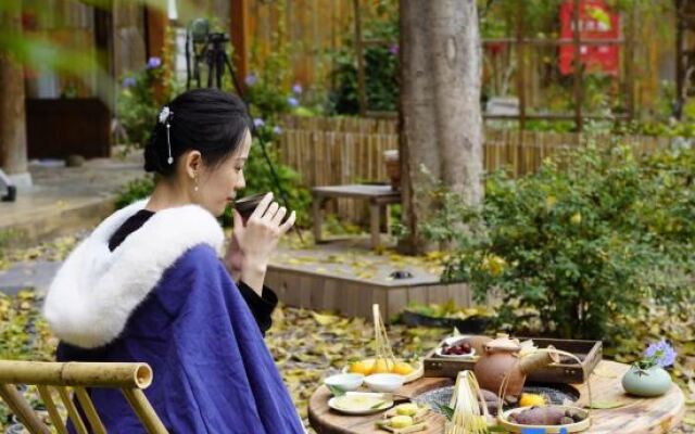 Zhaoxing Dongzhai Miwu Homestay