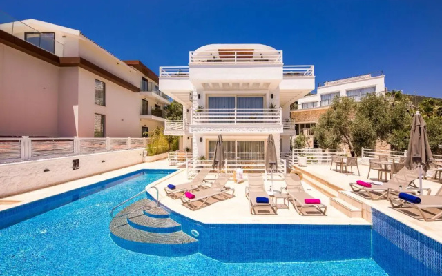 Kalkan Saray Suites - Adults Only