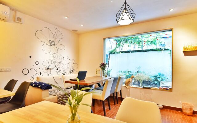 Guilin Cyan Box Hostel