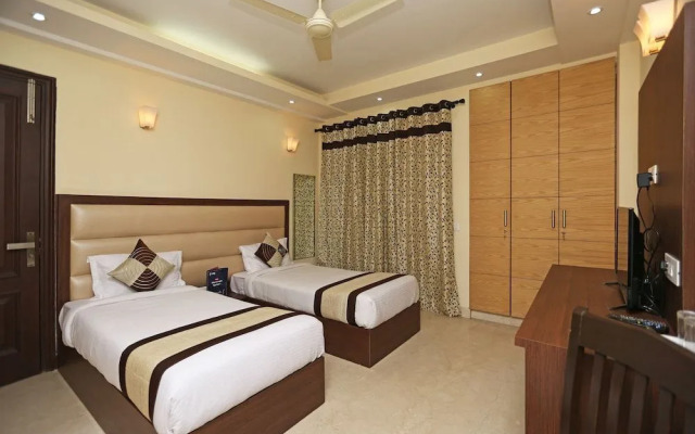 South Paradise by OYO Rooms