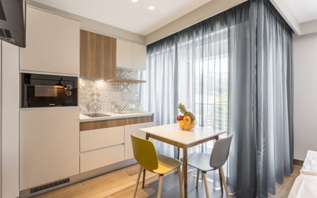 Ringo Apartments
